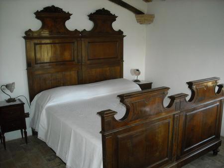 Cascinale La Mimosa Bed & Breakfast Cupramontana Bagian luar foto