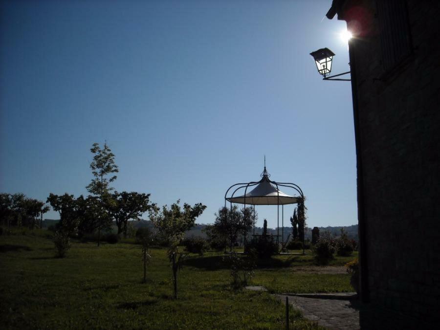 Cascinale La Mimosa Bed & Breakfast Cupramontana Bagian luar foto